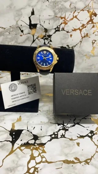 Reloj Versace con Caja y Tarjeta incluida