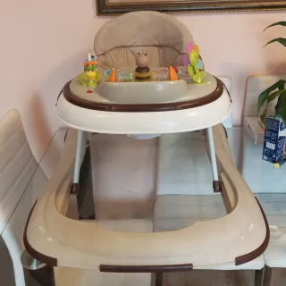 Correpasillos infantil con actividades