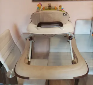 Correpasillos infantil con actividades