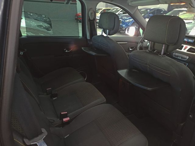 Renault Grand Scenic 2011