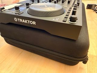Controladora Traktor S4 MK3 impoluta
