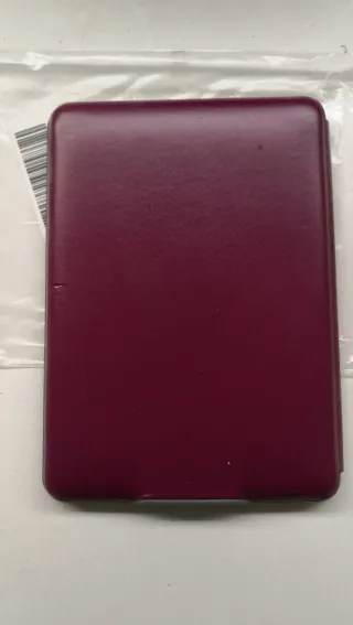 Funda ORIGINAL Amazon Kindle Touch. Púrpura.