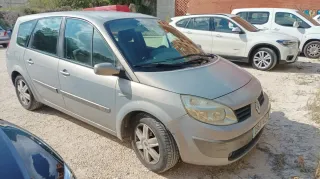 Renault Grand Scenic 2010