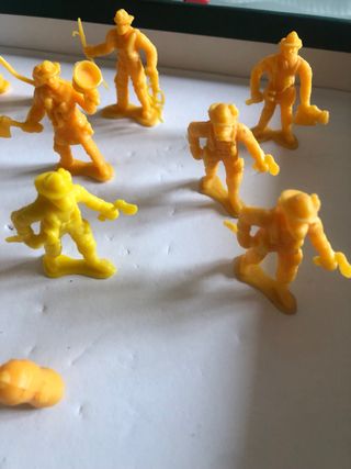 10 Soldatini pompieri da collezione