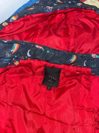 Abrigo y cortavientos niño