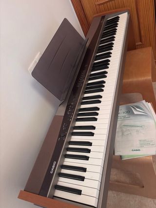 Casio Privia PX-100 Piano Digital with stand
