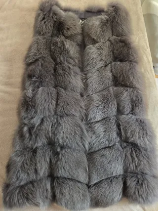 Chaleco de pelo natural zorro polar gris