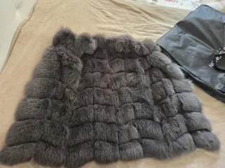 Chaleco de pelo natural zorro polar gris