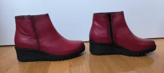 Botines de piel color burdeos nº36 sin estrenar