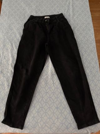 Pantalones negros