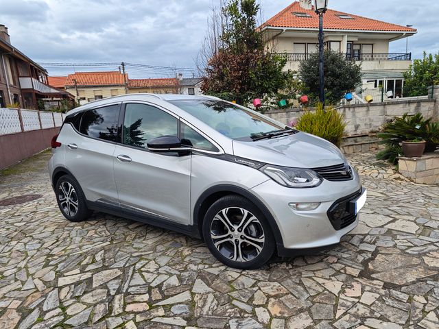 Opel Ampera E 2019