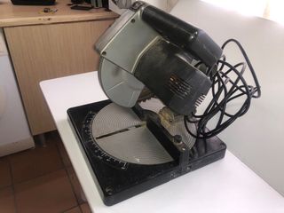 Sierra Ingletadora Black & Decker SR700 Plus