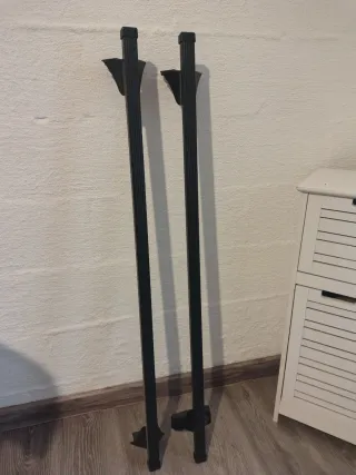 Soportes para esquís negros