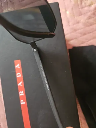 Gafas de sol Prada negras