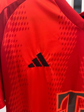Camiseta FC Bayern Múnich Adidas Roja - Talla L