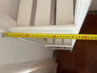 Estantería de pino blanca estilo 'used'