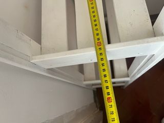 Estantería de pino blanca estilo 'used'