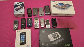 Lotto 13 cellulari vintage 1 tablet nokia samsung