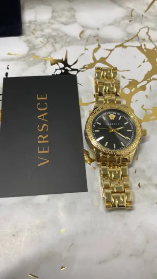 Reloj Versace Dorado y Negro