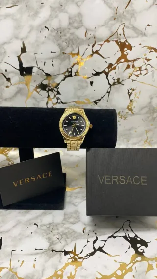 Reloj Versace Dorado y Negro