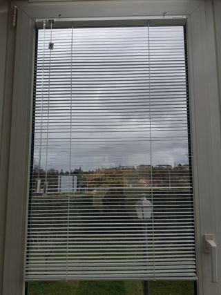 Persiana veneciana BANDALUX 62x102X 1,6cm