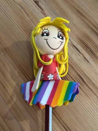 Fofucha Lápiz Arcoíris.