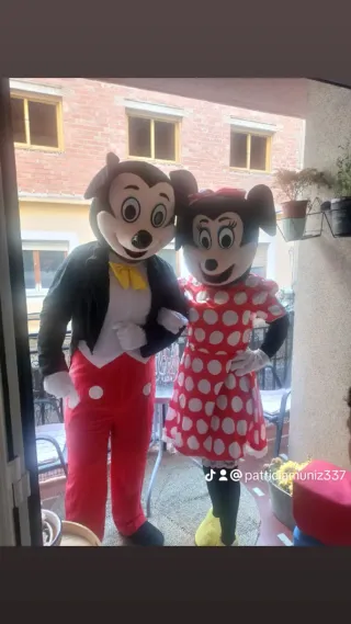 Disfraz Mickey y Minnie Mouse para eventos