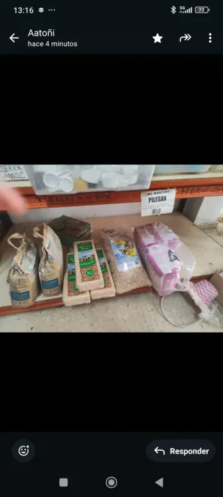 Lote de artículos de tienda de animales