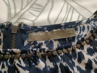 Blusa animal print nueva, de SFERA