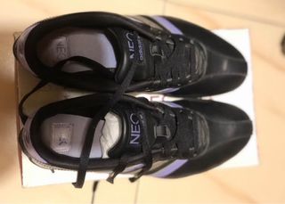 Zapatillas Adidas Neo Negras y Moradas