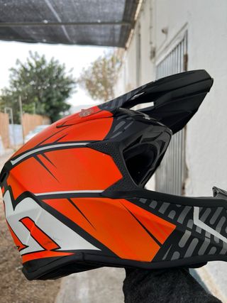 Casco Motocross Airoh Talla M Naranja