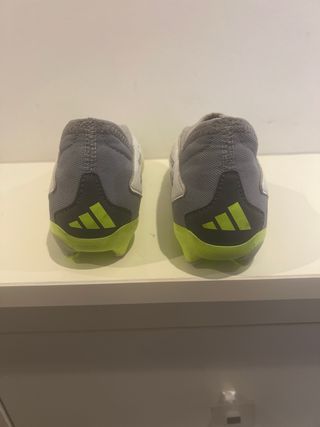 Botas de fútbol Adidas Predator hight definition