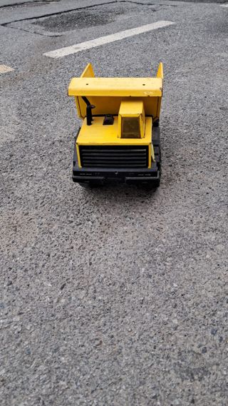 Camión de Juguete Amarillo