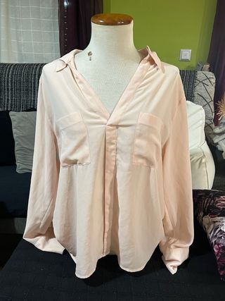 Camisa rosa elegante
