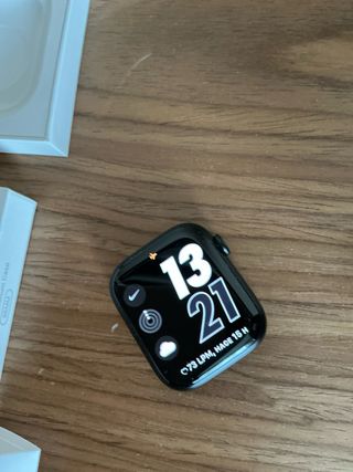 Apple Watch Series 9 45mm Negro/Blanco