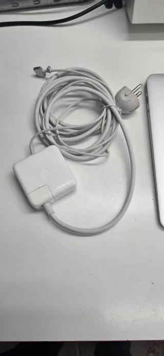 MacBook Air 2015 Plata, impoluto