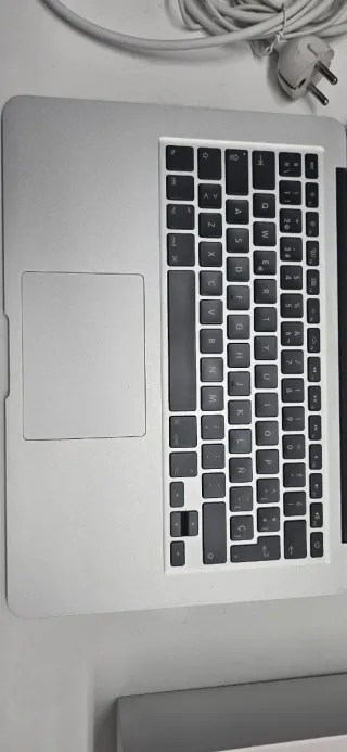 MacBook Air 2015 Plata, impoluto
