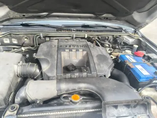 Mitsubishi Montero 2004