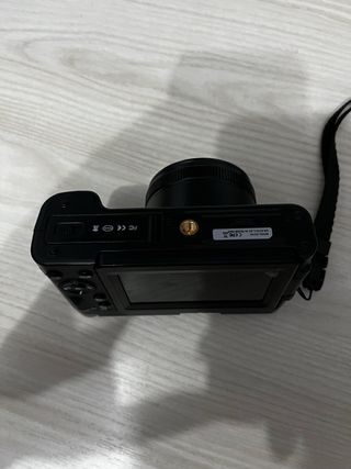 Oiadek Fotocamera Digitale 4 Nera