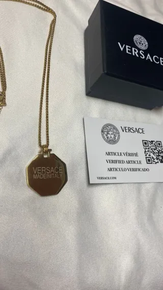 Colgante Versace Medusa Oro con Caja