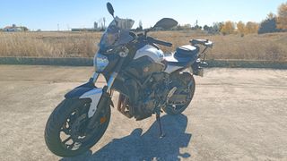 Yamaha MT-07 ABS 2017 Blanco Perla deslimitada