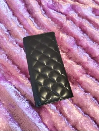 Portafoglio Chanel nero e rosso