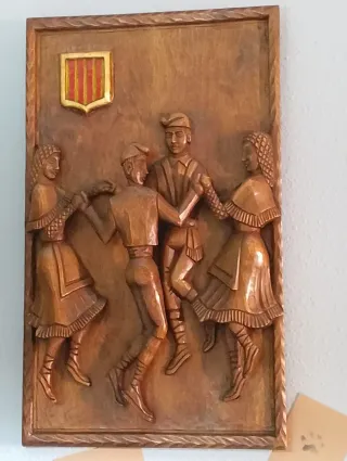 Talla de madera baile tradicional