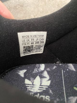 Zapatillas Adidas Grises y Negras