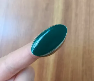 Collar de cuentas verdes y azules + anillo verde