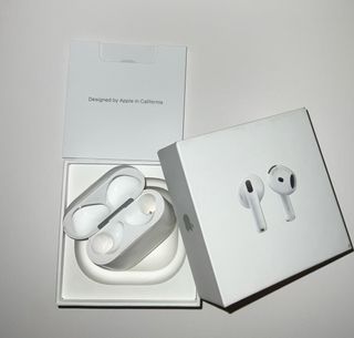 Estuche AirPods 4 Blanco