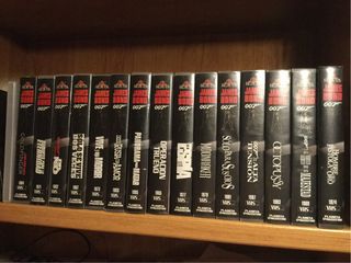 Coleccion de peliculas en VHS de James Bond