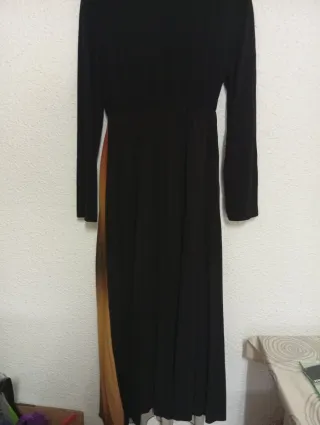 Vestido largo plisado efecto fuego