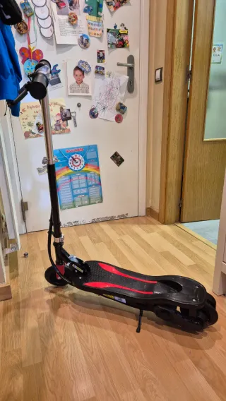 Patinete eléctrico infantil