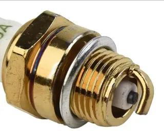 Bujía BM6A para Motosierra/Cortacésped FUENGIROLA